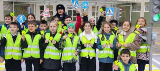 Около сотни школьников Нальчика стали участниками интерактивной акции по дорожной безопасности