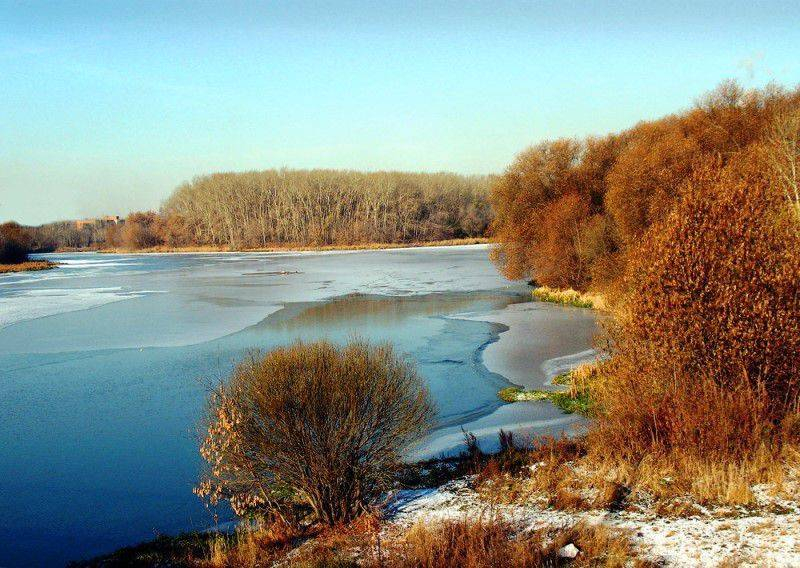 
Павел Ледостав 19 ноября: как на Руси рыбаки задабривали водяного и определяли по льду будущий урожай                