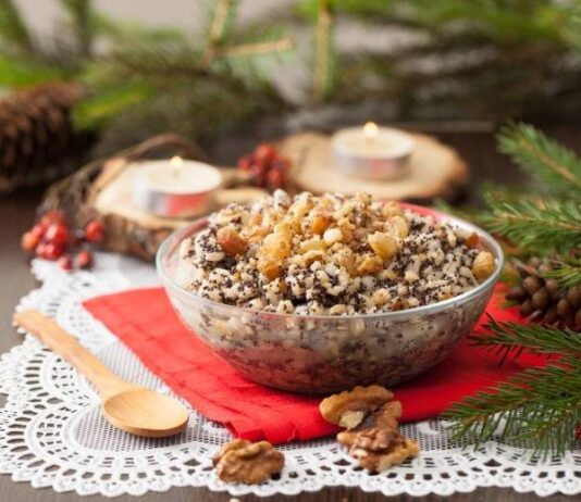 Как проходят гадания на Рождественский сочельник и традиции 24 декабря 2023 года