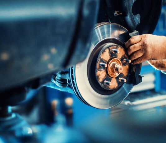 Системы безопасности грузовых автомобилей: как выбирать тормозные колодки