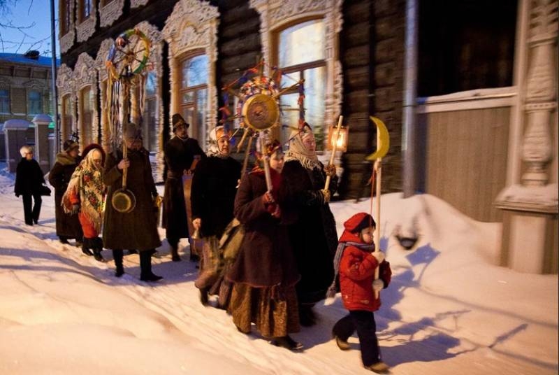 Как колядовать в Сочельник, 6 января, что нужно говорить – стихи, песни, обряды