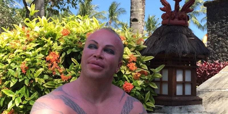 
Российский блогер Александр Шпак объявлен в розыск МВД                