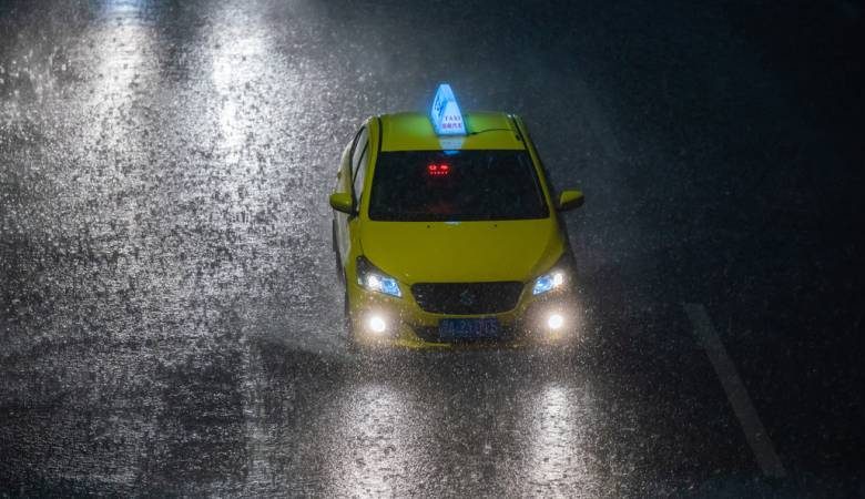 Возрастающая волна агрессии: украинских таксистов избивают в Польше