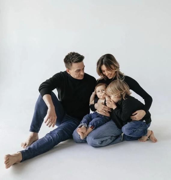 Звездный Новый год: как отметили праздник известные личности