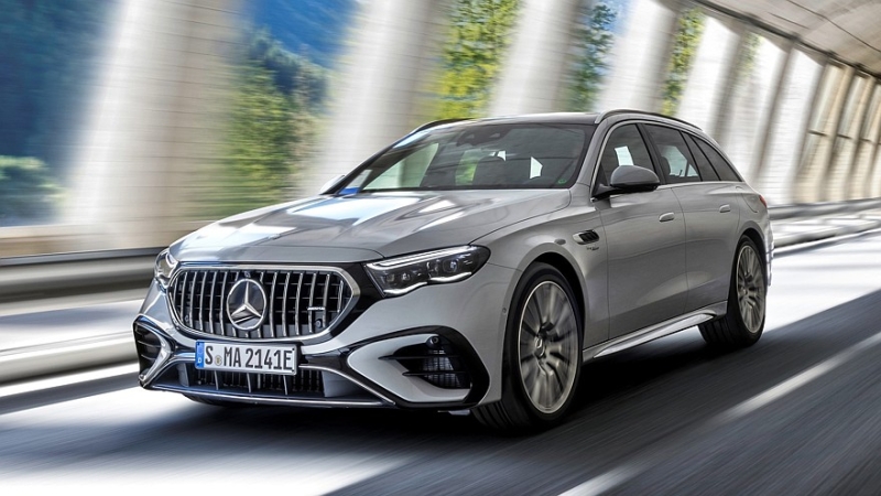 Новый Mercedes-AMG E 53 Hybrid: полный привод и большая батарея для рутинных поездок