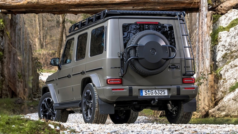 Обновлённый Mercedes-Benz G-Class: девальвация индекса G 500 и «прозрачный» капот