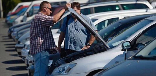 Плюсы и минусы покупки подержанного автомобиля у частника