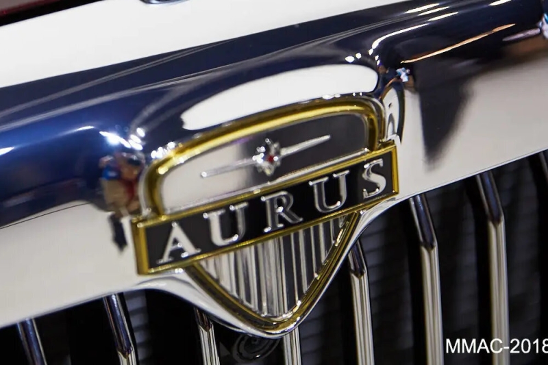 Aurus готовит лимузин для Карла III