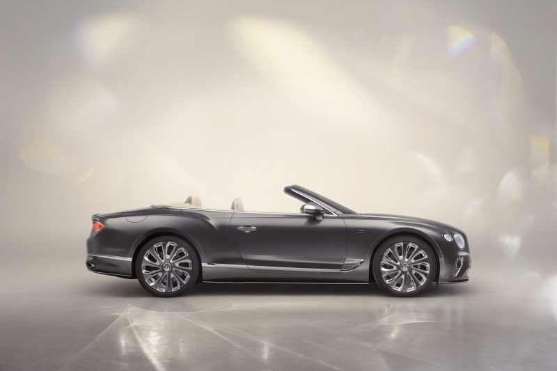 Bentley украсила Continental GTC золотом и бриллиантами