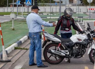 Курсы вождения мотоцикла в мотошколе КТМ