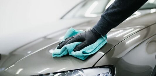 Мокрый детейлинг: инновационный подход к уходу за автомобилем