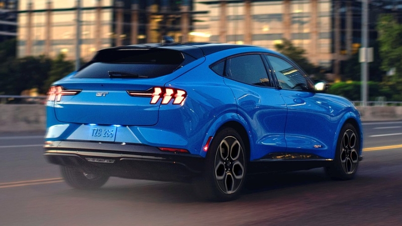 Обновлённый Ford Mustang Mach-E: увеличенный запас хода и более быстрая версия GT