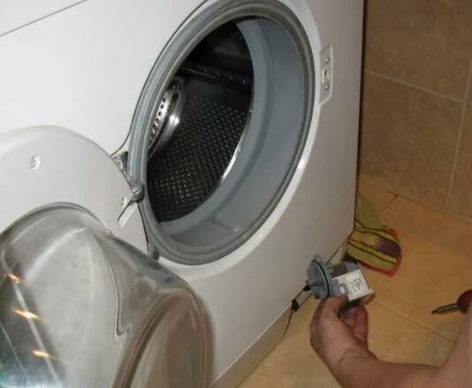 Стиральная машина не отжимает: причины, диагностика и способы устранения проблемы