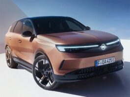 В новом поколении Opel Grandland обзавелся электромотором