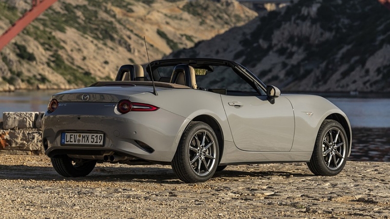 Mazda MX-5 теряет более мощный мотор на европейском рынке