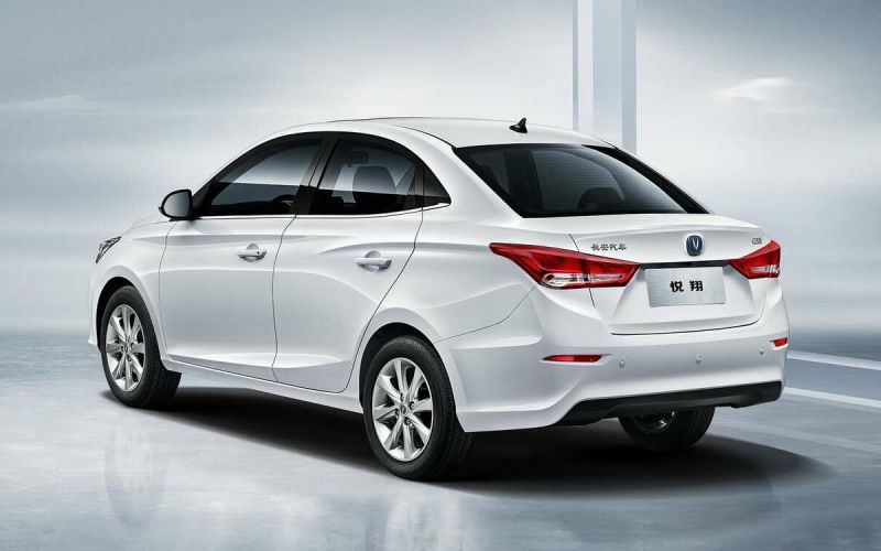 От Exlantix ES до Changan Alsvin. Какие седаны доехали до России