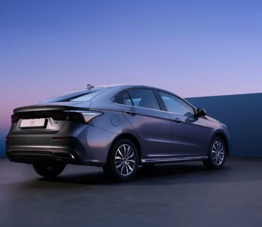 Седан OMODA S5: стильный и надёжный автомобиль для современного города