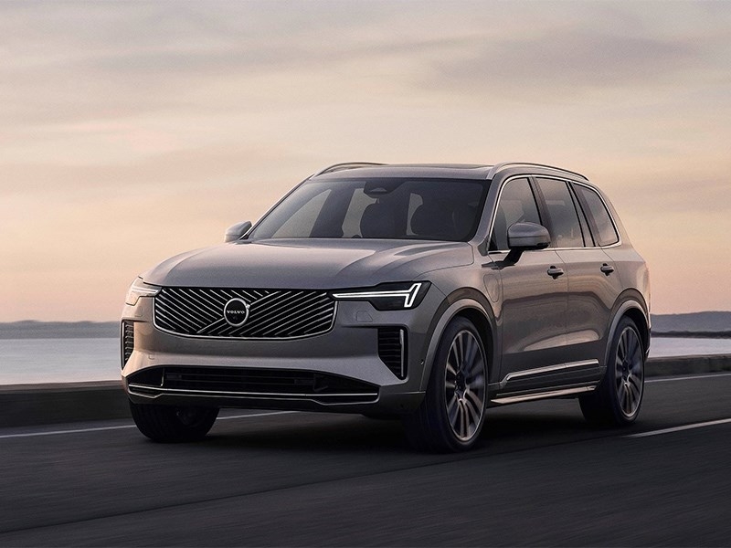 Volvo XC90 с ДВС не планируют снимать с производства, пока есть спрос