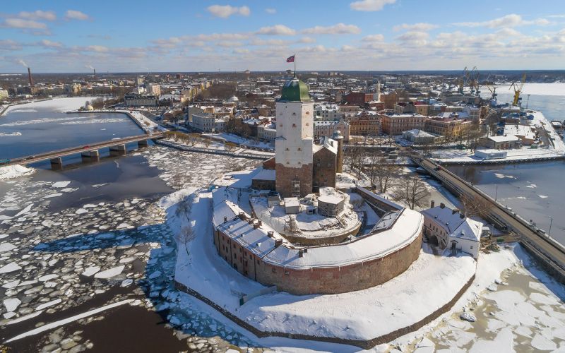 Куда поехать на машине в новогодние праздники. 7 необычных маршрутов