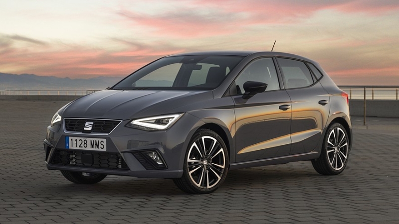 Seat Ibiza и Arona готовятся к обновлению: у пары появятся гибридные установки