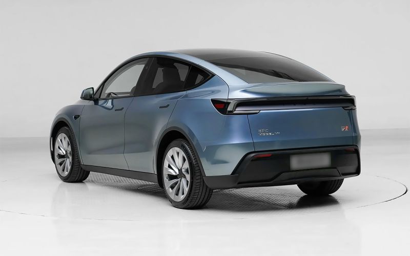 Обновленные Tesla Model Y появились в продаже в России. Фото и цены