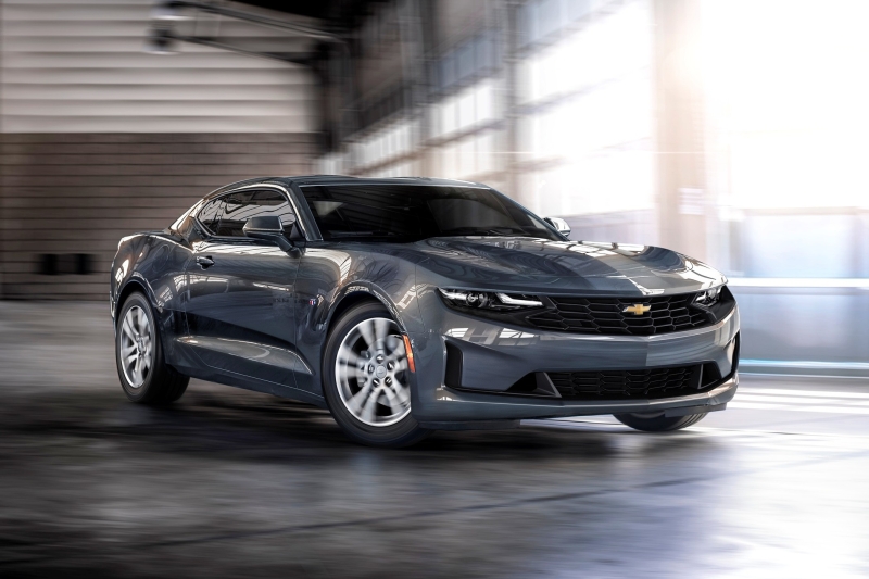 Возрождение Chevrolet Camaro застопорилось, ни один из проектов не получил зелёный свет