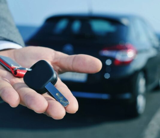 Доставка авто в Россию: услуги под ключ для экономии и безопасности