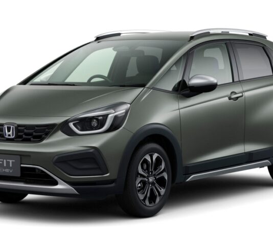 Honda внесла небольшие изменения в Fit
