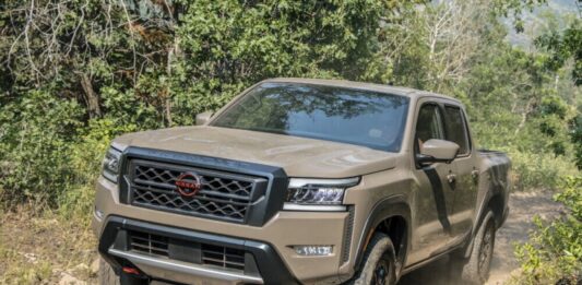 Nissan нашел решение по двум своим убыточным автозаводам