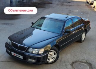 Объявление дня: большой японский седан Infiniti 1990-х с V8 и левым рулем