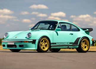 Этот 37-летний Porsche 911 стоит $1,8 млн. Особенности и фото