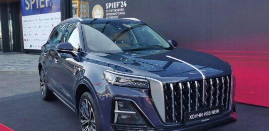 На каких машинах пройдет автопробег БРИКС+. Участвуют 20 стран