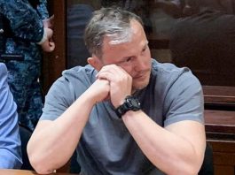 Муж Елены Блиновской подрался с таксистом после ДТП в Москве