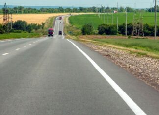 Что означает дорожная разметка 1.2 на дороге и на парковке, какой штраф