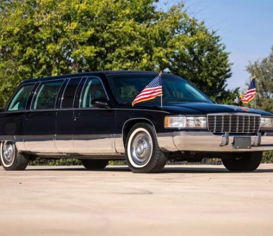 От карет до бронекабриолетов. Вот как менялись автомобили президентов США