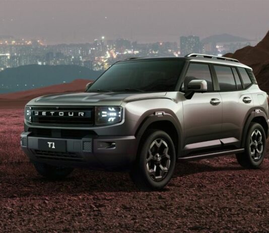В Россию едет новый кроссовер Jetour T1. Мы узнали о сроках премьеры