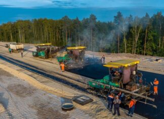 Правительство выделило ₽16,6 млрд на дороги. Где их отремонтируют