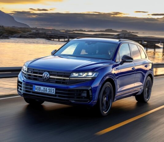 Дорогой и малопопулярный: Volkswagen Touareg готовится к отставке, преемника не будет