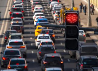 Минтранс предупредил о дорожных пробках в Подмосковье в сентябре