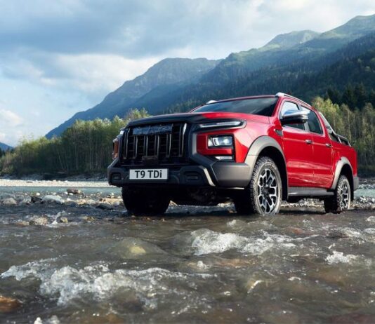 JAC назвала цены на дизельный пикап T9. Он дороже бензинового