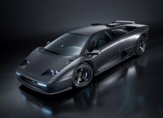 Eccentrica V12 Pacchetto Titano: трековая версия рестомода на базе Lamborghini Diablo