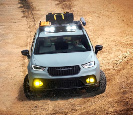 Минивэн Chrysler Pacifica прикинулся внедорожником: версия Grizzly Peak для турпоходов