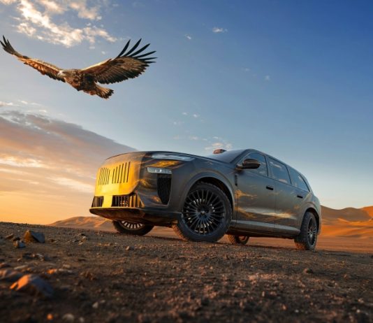 Мощь и пафос: новый флагманский кроссовер Voyah составит конкуренцию Zeekr 9X