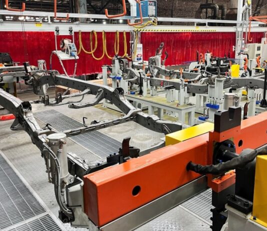 На УАЗе запустили производство рам для пикапов JAC