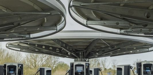 Первые зарядные хабы для электромобилей появятся на трассе М-11