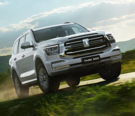 Подзаряжаемый гибрид Tank 500 готовится выйти на российский рынок: рассекречен ценник