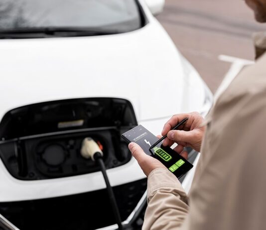 Рынок новых электрокаров в России начал восстанавливаться