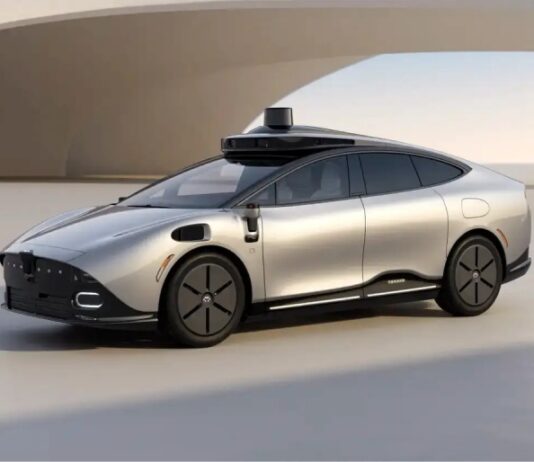 Tensor Robocar: приватный беспилотный автомобиль, который будет собирать VinFast