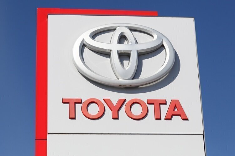 Toyota бьет рекорды продаж