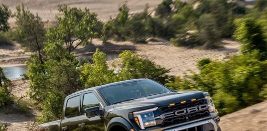 Трамп призвал покорить Европу и Японию американскими пикапами